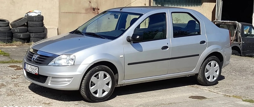 Dacia Logan cena 11999 przebieg: 175600, rok produkcji 2009 z Wojcieszów małe 137